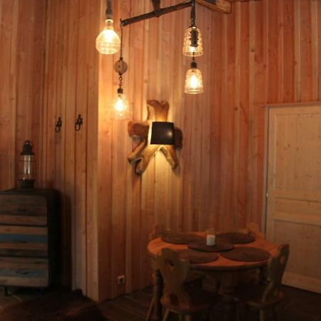 Apartament L'Isba Des Bois, Hors Du Temps Janvry  Zewnętrze zdjęcie